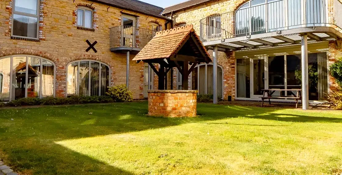 bhp-offices-shot-of-offices-cut Courtyard of Blisworth hill offices